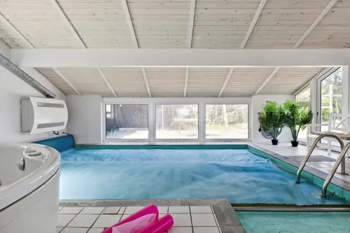 poolhuse i tversted